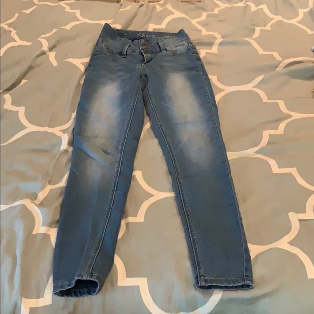 High Waisted Jeans